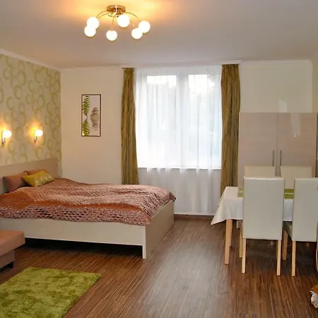 Premium * Gyula