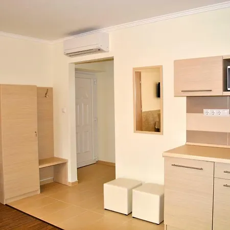 Premium * Gyula
